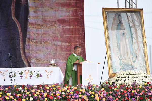 MARTÍN Lara Becerril dijo que a lo largo de la peregrinación han sido testigos de los milagros de Dios.Fotos: Hugo Camacho