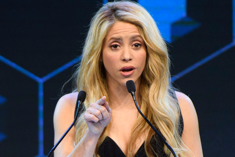 Shakira considera que "la educación es obligatoria en una sociedad", motivo por el que lucha por la escolarización de los niños y niñas colombianos. Foto: Laurent Gillieron. Foto: EFE