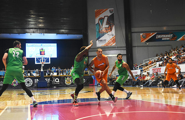 LIBERTADORES de Querétaro arranca esta noche su participación en la temporada 2017 – 2018 de la LNBP, recibiendo a Soles de Mexicali, van por la victoria.