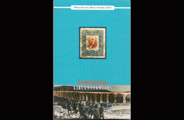 Don Epigmenio González fue nombrado benemérito de Querétaro pero nadie sabía que seguía vivo y encarcelado en Filipinas. El libro es ganador del premio Novela Histórica 2010.