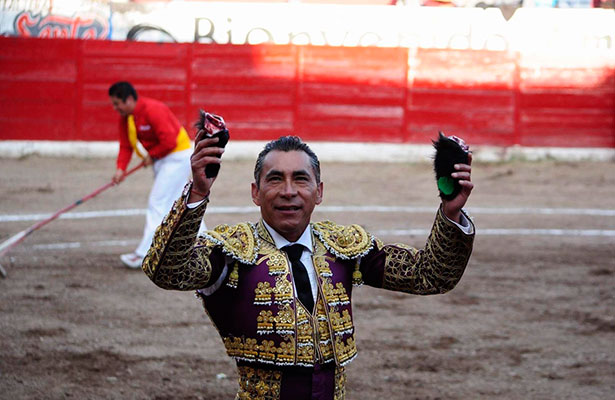 nota-toros-zotoluco