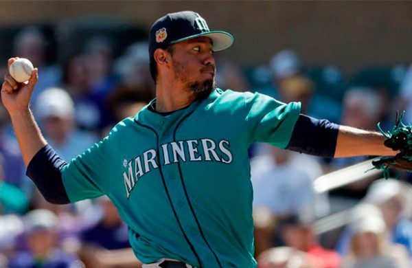 Yovani-Gallardo-600x390