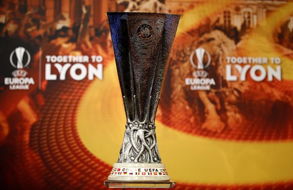 Roban trofeo de la Europa League Roban trofeo de la Europa League