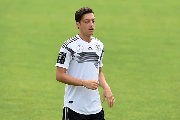 Ozil