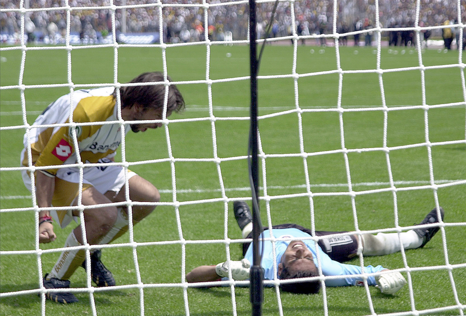 Resultado de imagen para kikin fonseca pumas chivas 2004