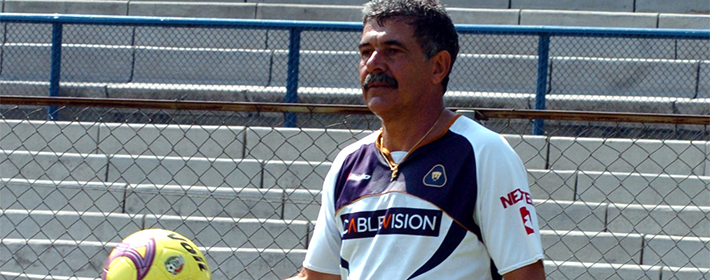 nota-pumas-ricardo-ferretti