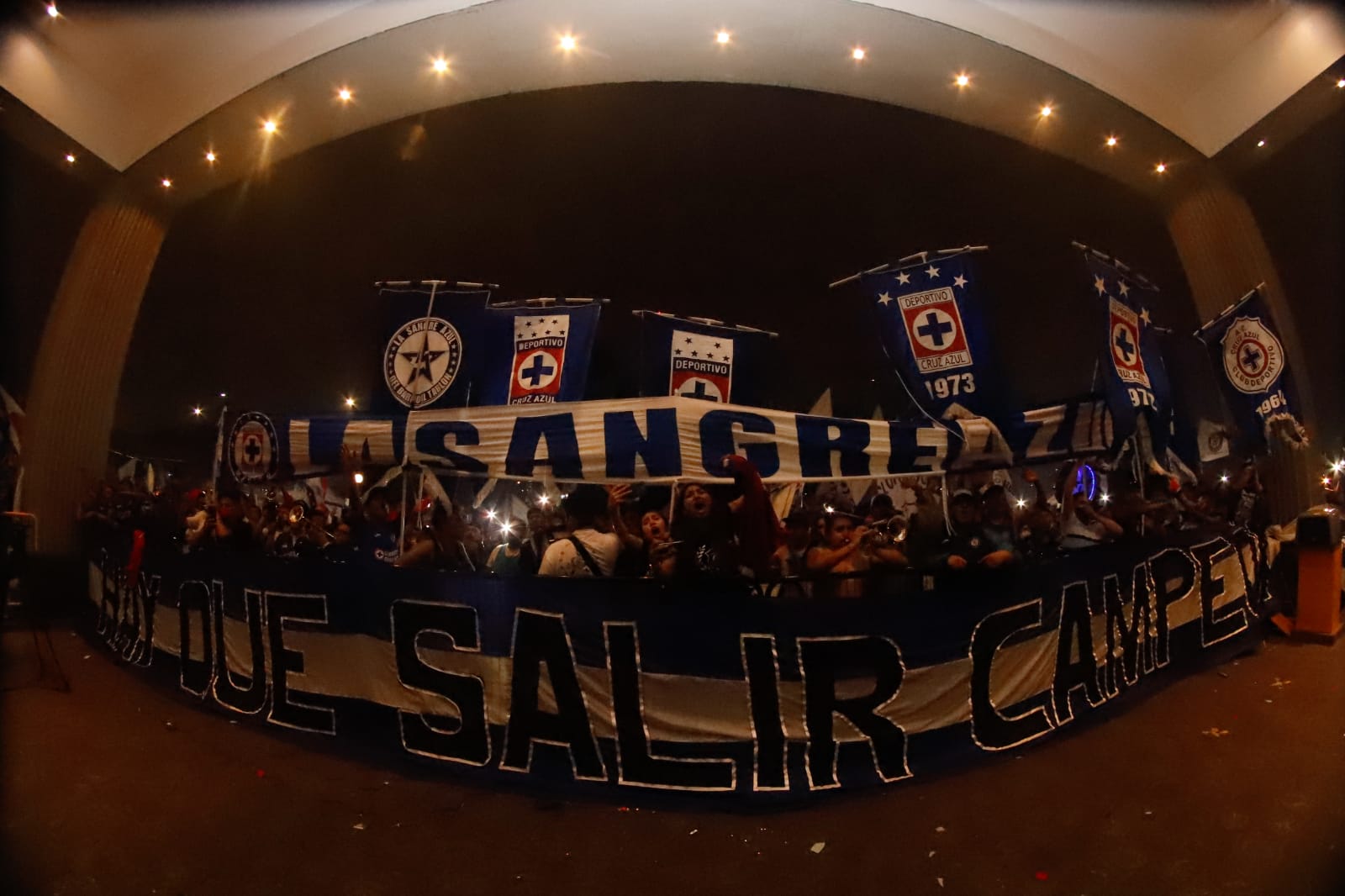 ¡Rompen la maldición!: Cruz Azul campeón tras 23 años ¡Rompen la maldición!: Cruz Azul campeón tras 23 años