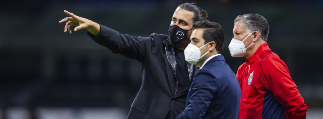 Amaury Vergara lanza indirecta a jugador