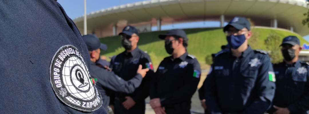 Policías