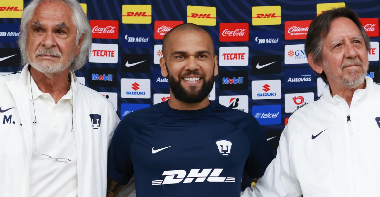 Dani Alves Pumas