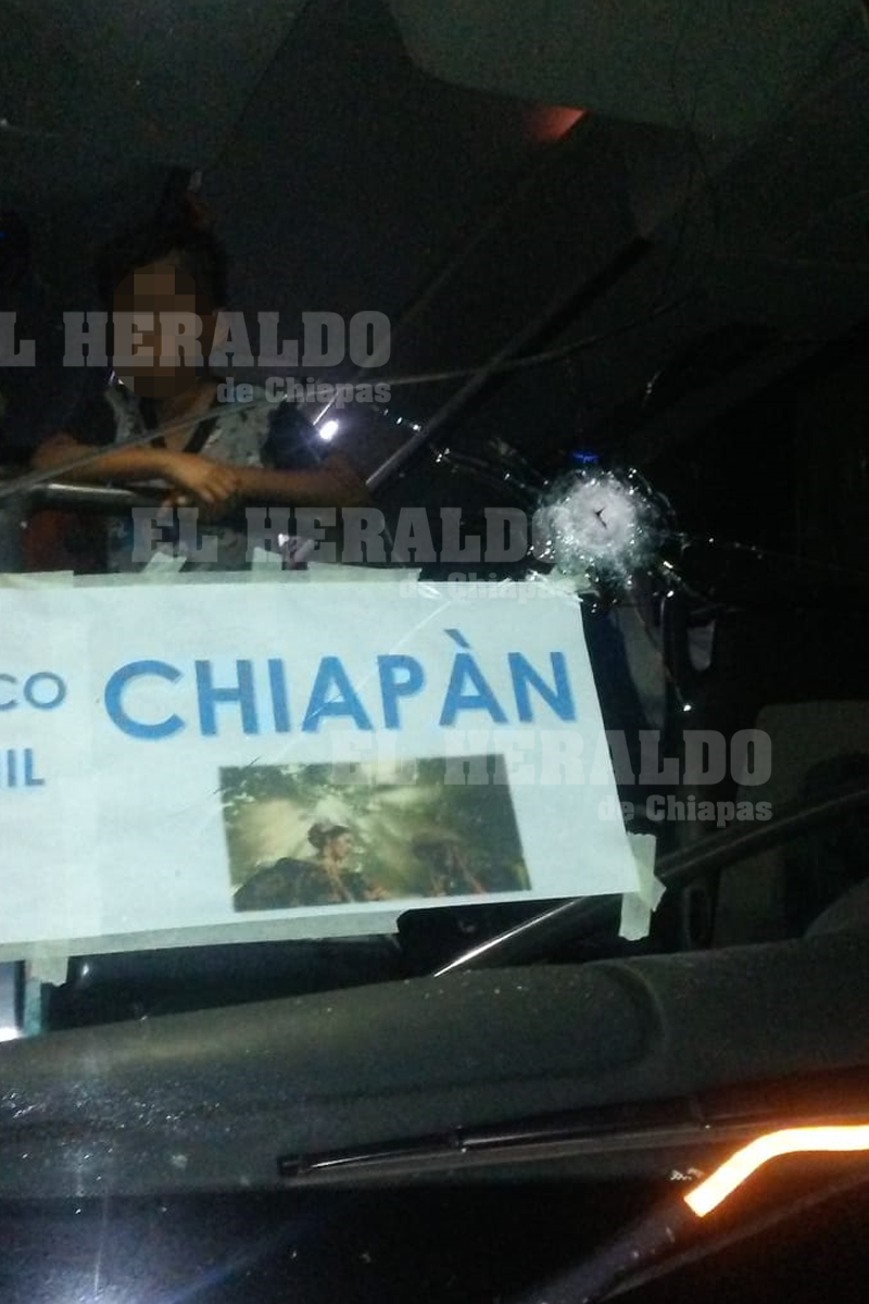 Los maleantes encañonaron a los niños, jóvenes y a los padres de familia.