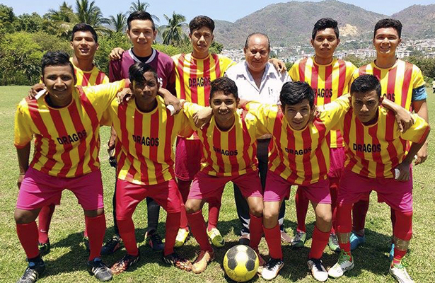 Dragos con abultados marcadores está en la semifinal Juvenil 1999-2000 “B”.
