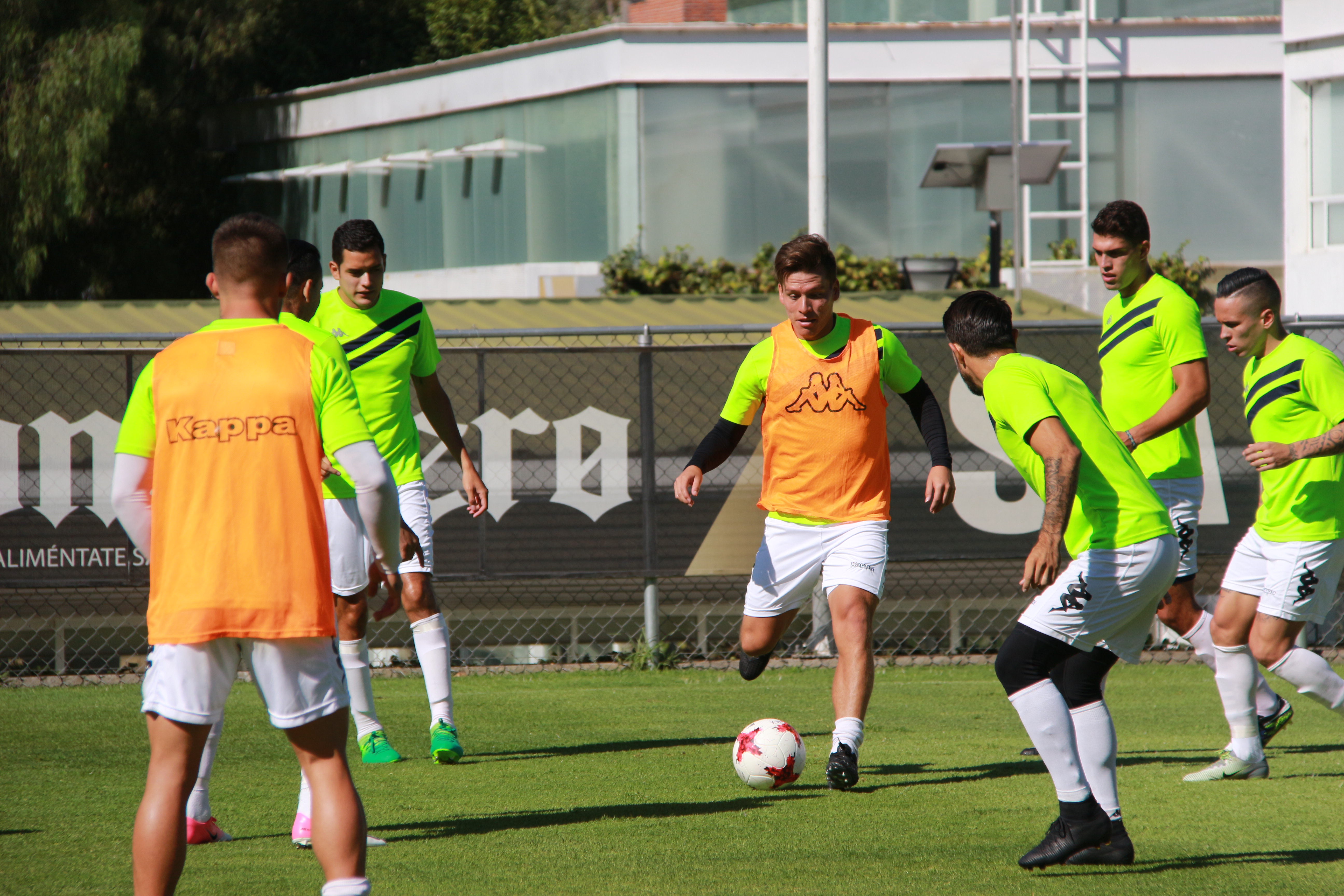 Los Cañeros se preparan en pretemporada.