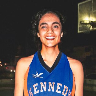 Paola Velázquez ha logrado una buena actuación con la selección de básquetbol.