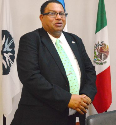 Adalid Medina Reyes, responsable del programa de doctorado de la Universidad Tecnológica de Honduras (UTH).