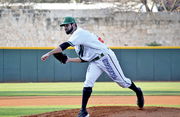 Amilcar Gaxiola lanzó por espacio de 7.0 entradas completas con seis hits.