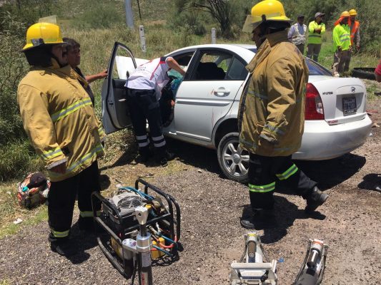 Choque en carretera libre a Durango deja 8 lesionados