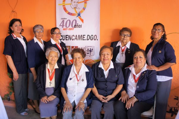 CUENCAMÉ, Dgo.- (OEM).- Damas vicentinas en aniversario de San Vicente de Paul, quienes para celebrar prepararon varios eventos. ¡Felicidades!