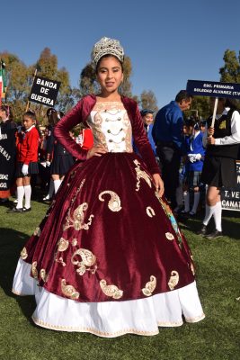 CANATLÁN, Dgo. (OEM).- La simpática Yuridia Belem Blanco Soto, reina de la escuela primaria Gral. Lázaro Cárdenas engalana este espacio social.