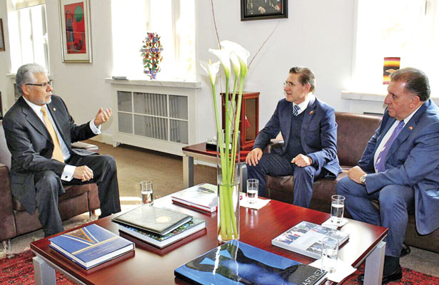 Encabeza Aispuro evento empresarial “Invierte en Durango”