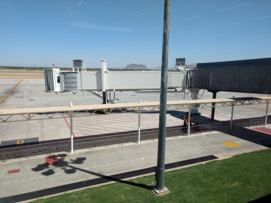Hombre es abatido a tiros en el aeropuerto de Hermosillo
