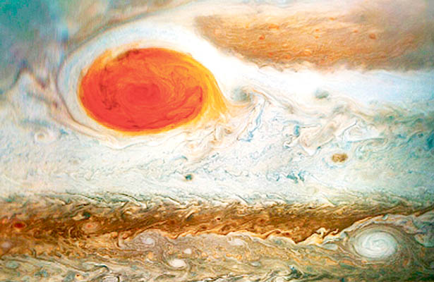 NASA publica nueva imagen de gran mancha roja de Júpiter