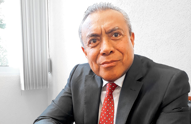 Investigador de UAEH propone estrategias de desarrollo económico en Huejutla