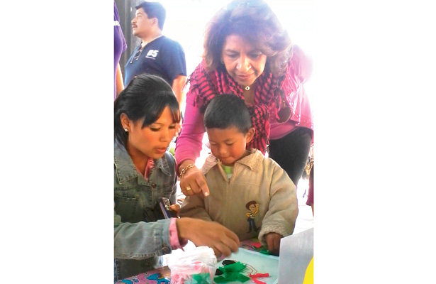 Disminuye el 15% de Educación Básica Comunitaria