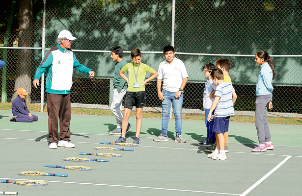 Fomentan la natación, tenis, golf y futbol. / Foto: Héctor Santoy