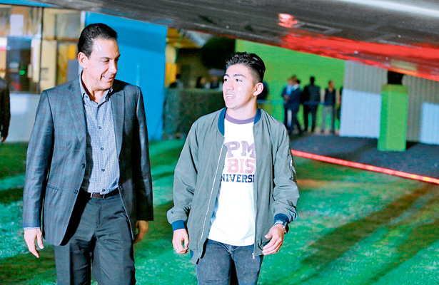Estudiantes de Ingeniería en Aeronáutica podrían ir la NASA