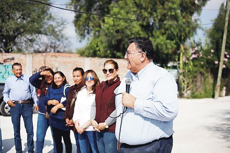 Se resaltó la aplicación de otros programas sociales en esta zona sur del municipio, con los que sus habitantes mejoraron sus condiciones de vida.