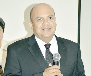 Dirige Eduardo García de la Cruz Agentes de Seguros