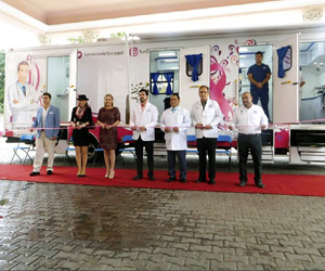 Dona Fundación Letty Coppel unidad móvil