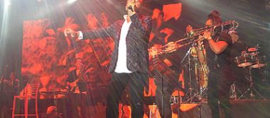 Mazatlecos con Montaner, hasta la Cima del cielo