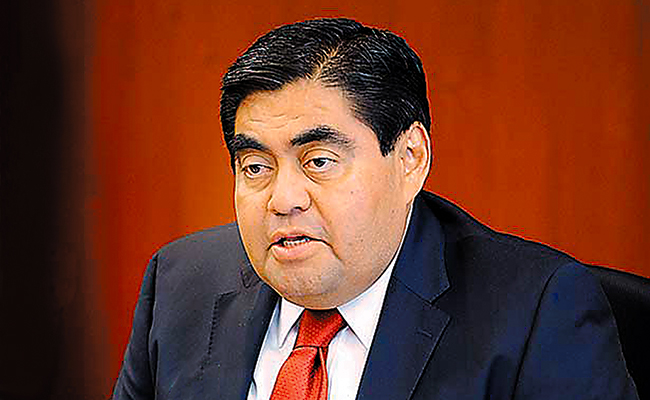 MIGUEL BARBOSA Senador del PRD