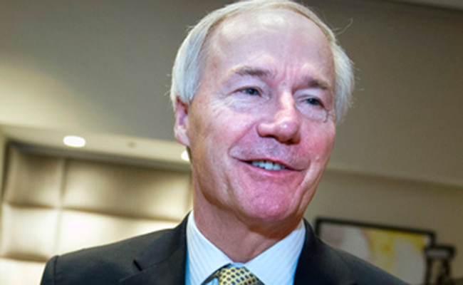 El republicano Asa Hutchinson. Foto: AP