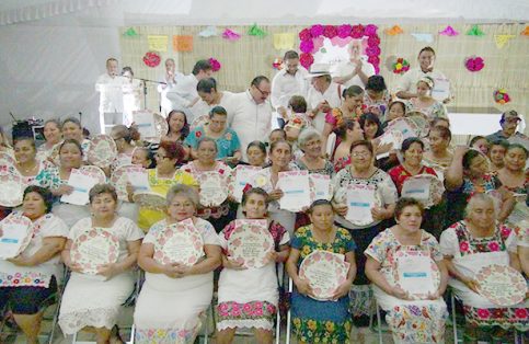 LA GANADORAS de la pasada edición del Segundo Encuentro de Cocineras Tradicionales de Yucatán.