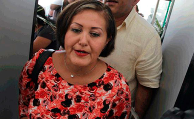 Se difunden videos donde recibe dinero en efectivo para ella y Andrés Manuel López Obrador. Foto: Jaime Rivera | Diario de Xalapa