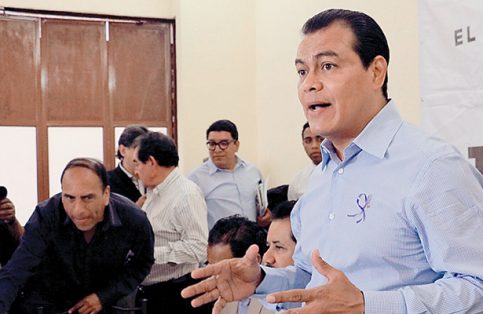 JUAN ZEPEDA Candidato del Partido de la Revolución Democrática a la gubernatura del Estado de México