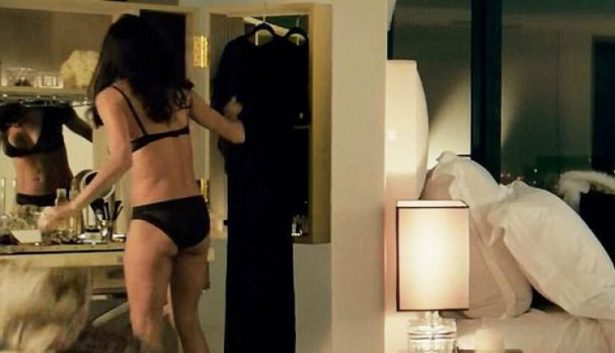 Demi Moore, con poca ropa en su última película