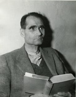Rudolf Hess antes de ser condenado