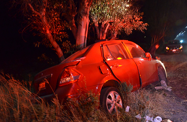 UN HERIDO, saldo de un accidente registrado la noche del martes en el kilómetro 7 de la carretera a Tequisquiapan.