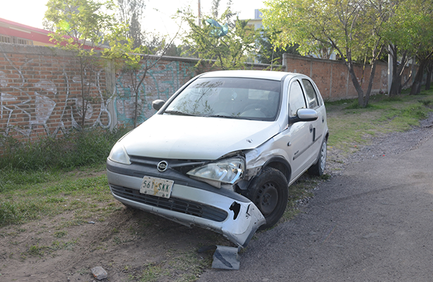 EL HECHO de tránsito no pasó de daños materiales a ambos vehículos, percance ocurrido en carretera Panamericana.