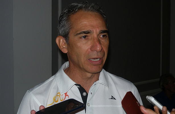 J. JOSÉ LÓPEZ Tello, presidente de la Asociación Queretana de Triatlón, afirmó que sigue en pie el proyecto para promover e impulsar este deporte en el municipio de SJR.