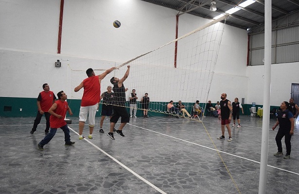 Muy disputada resultó la final que se decidió en un tercero y definitivo set.