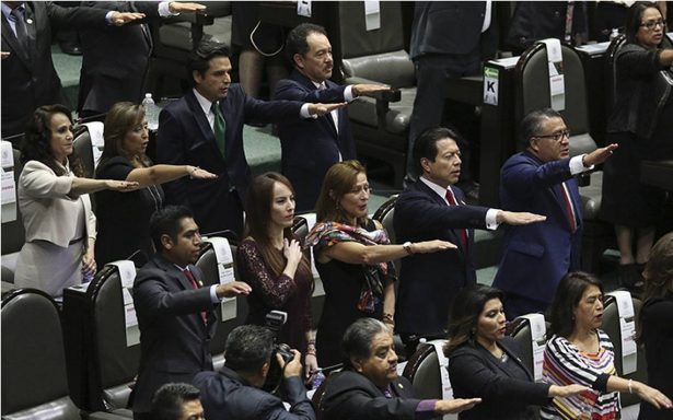 Resultado de imagen para diputados austeridad