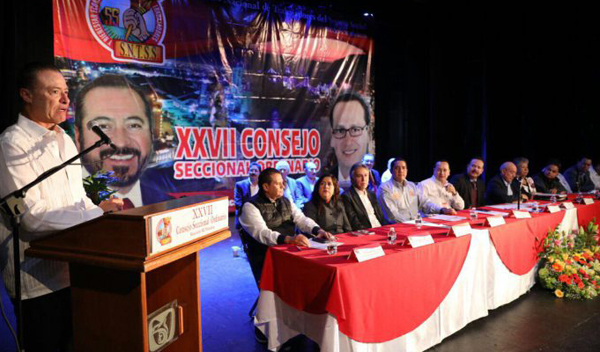 Quirino Ordaz anuncia la construcción de dos torres en los hospitales del IMSS