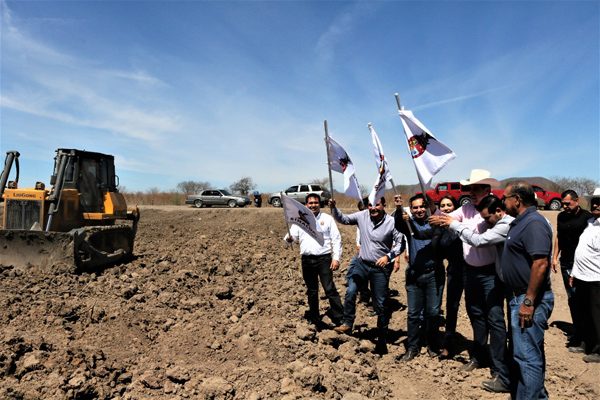 Invierten más de 2 millones en abrevadero para el ganado del sur de culiacán
