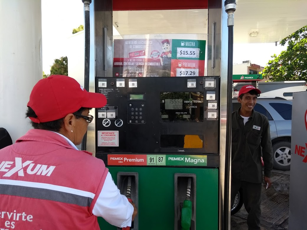 Pemex ofrece gasolineras en un mes Pemex ofrece gasolineras en un mes