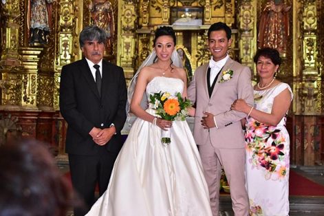 Familiares acompañaron a los recién casados